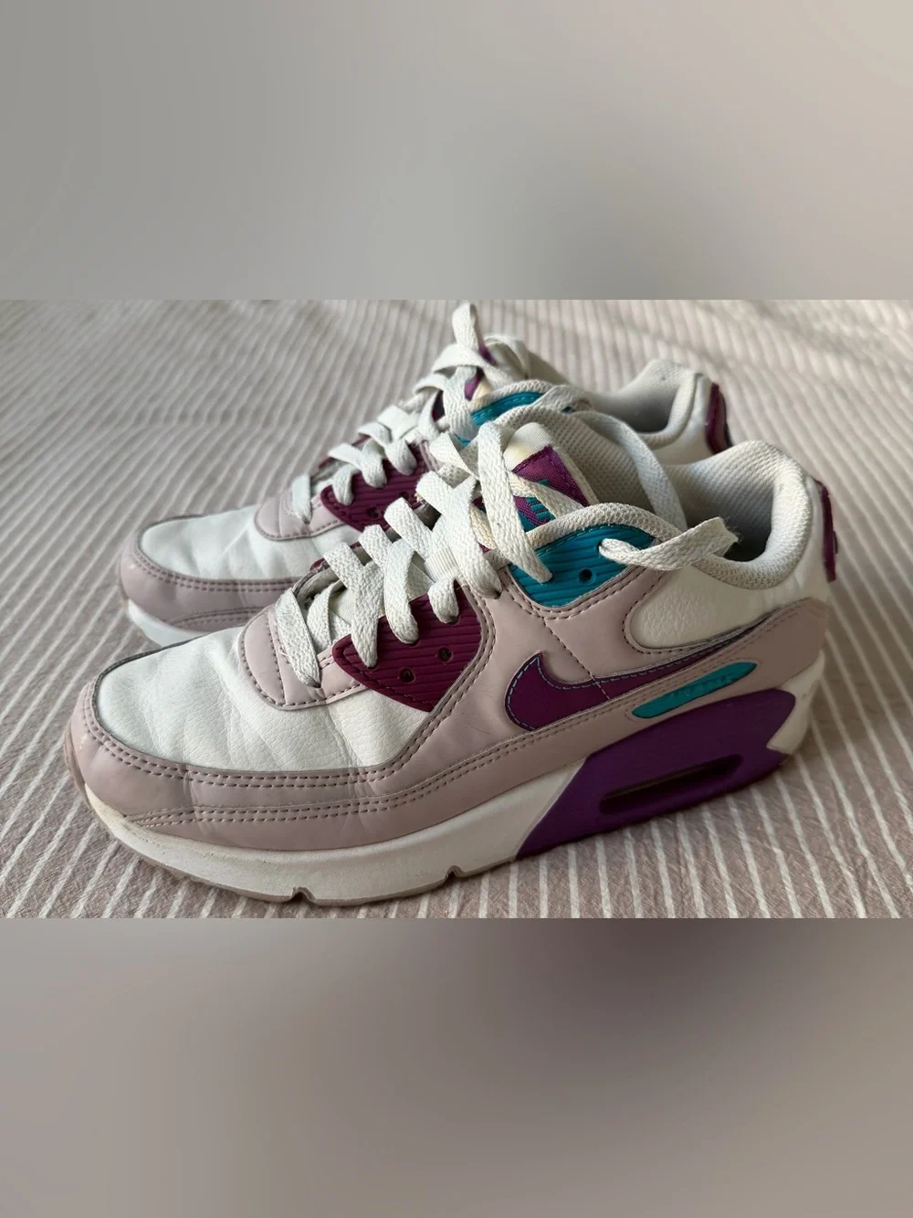 Nike Air Max White, Purple and Teal, 4Y